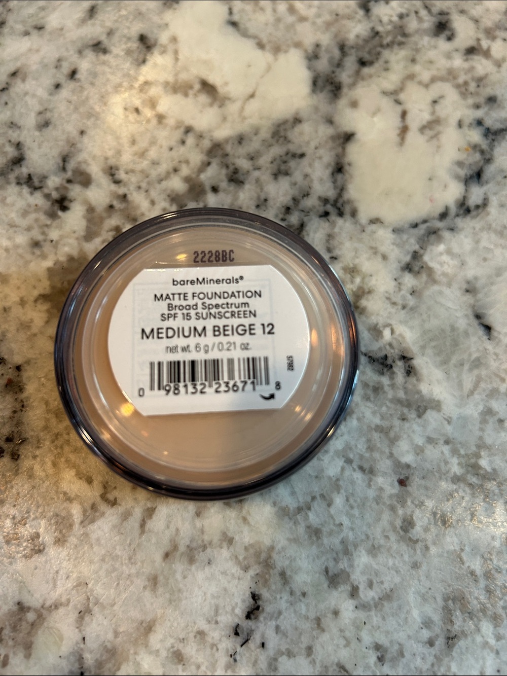 bareMinerals Matte Foundation - Medium Beige (Beige/Nude)